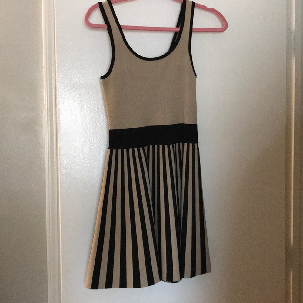 Guess Bandage striped dress